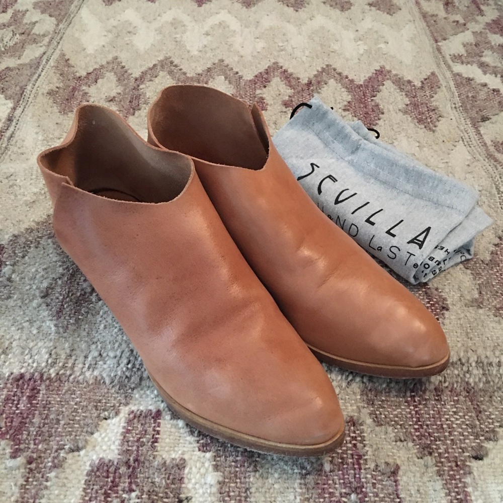 Sevilla Smith Terilyn Boot - Picture 2 of 10